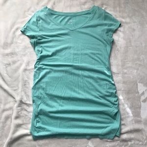 liz lange maternity - v neck